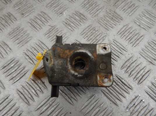 Замок капота BMW 3-series (E46) 51 23 8 203 859 Замок капота BMW 3-series (E46) 51 23 8 203 859