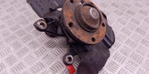 Ступица передняя правая BMW 3-series (E46) 31 21 1 096 430