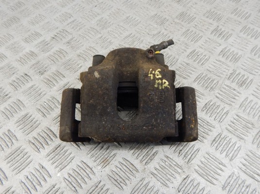 Суппорт передний правый BMW 3-series (E46) 34 11 6 758 114