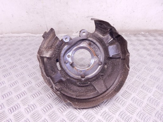 Ступица задняя правая BMW 5-series (F10/11) 33 32 6 796 100