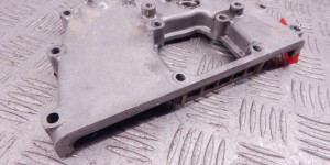 Крышка двигателя передняя BMW 3-series (E36) 11 14 1 433 352 Крышка двигателя передняя BMW 3-series (E36) 11 14 1 433 352