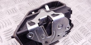 Замок двери передней левой BMW 3-series (E90/91/92) 51 21 7 202 143 Замок двери передней левой BMW 3-series (E90/91/92) 51 21 7 202 143