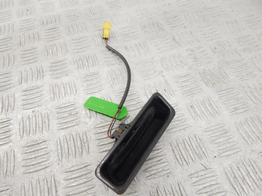 Ручка открывания багажника BMW 5-series (E39)