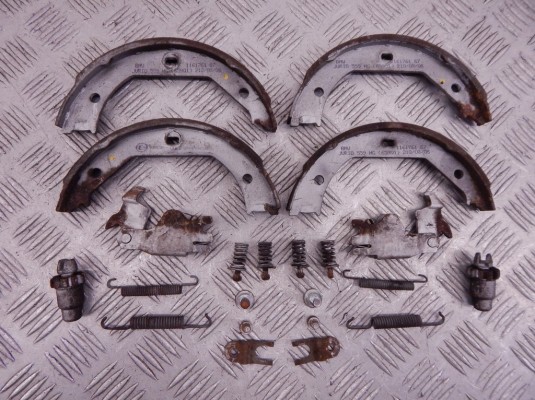 Механизм ручника (стояночного тормоза) BMW 3-series (E90/91/92) 34 41 6 761 291 Механизм ручника (стояночного тормоза) BMW 3-series (E90/91/92) 34 41 6 761 291