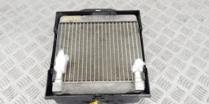 Радиатор масляный BMW 7-series (F01/02) 7570103 Радиатор масляный BMW 7-series (F01/02) 7570103