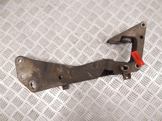 Кронштейн КПП BMW 5-series (E60/61) 22 31 6 769 281