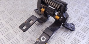 Петля крышки багажника BMW 5-series (E60/61) 41 62 7 210 668