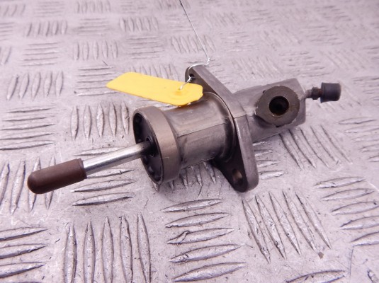 Цилиндр сцепления рабочий BMW 3-series (E90/91/92) 21 52 6 785 964