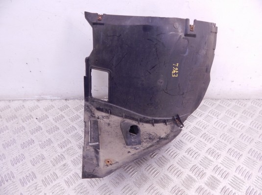 Защита арок передняя левая (подкрылок) BMW 3-series (E46) 51 71 8 193 811