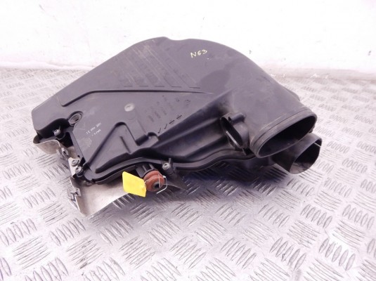 Корпус воздушного фильтра BMW 7-series (F01/02) 13 71 7 577 467