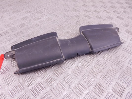 Воздухозаборник BMW 3-series (E90/91/92) 13 71 7 541 738