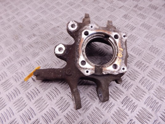 Ступица задняя правая BMW 5-series (F10/11) 33 32 6 793 770