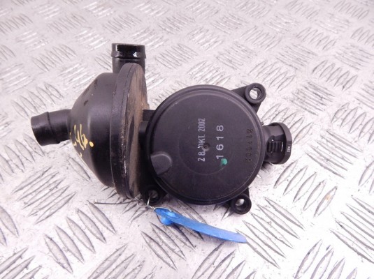 Маслоотделитель (сапун) BMW 3-series (E46) 11 61 7 503 520