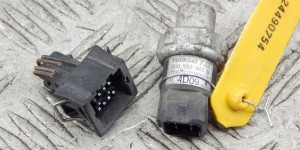 Датчик кондиционера VOLKSWAGEN PASSAT 5+ (2000-2005) 8d0959842b Датчик кондиционера VOLKSWAGEN PASSAT 5+ (2000-2005) 8d0959842b