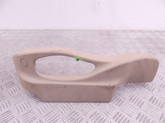 Накладка боковая на сиденье BMW X5-series (E53) 51 11 8 099 335