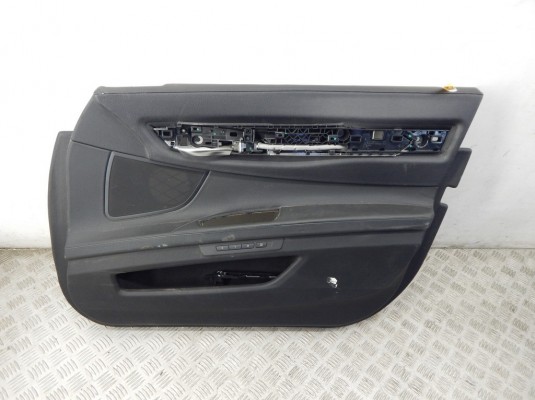 Обшивка двери передней правой (дверная карта) BMW 7-series (F01/02) Обшивка двери передней правой (дверная карта) BMW 7-series (F01/02)