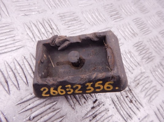 Опора под домкрат (поддомкратная подушка) BMW 5-series (E39) 51 71 7 001 650 Опора под домкрат (поддомкратная подушка) BMW 5-series (E39) 51 71 7 001 650