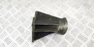Кронштейн полуоси BMW X5-series (E53) 1428647