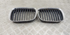 Решетка радиатора BMW 5-series (E39) 51 13 8 159 315