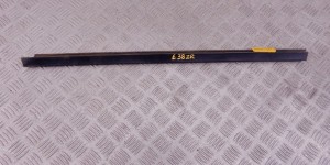 Молдинг двери задней правой BMW 7-series (E38) 51 22 8 158 188
