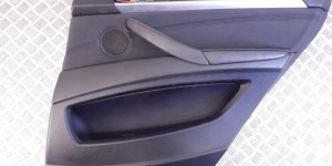 Обшивка двери задней правой (дверная карта) BMW X5-series (E70)
