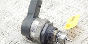 Датчик давления топлива BMW 1-series (E87) 13 53 7 805 734 Датчик давления топлива BMW 1-series (E87) 13 53 7 805 734