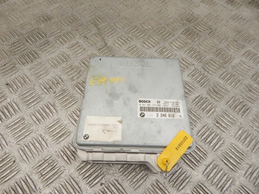 Блок управления двигателем BMW 5-series (E39) 13 61 2 246 616