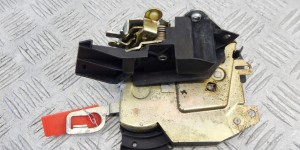 Замок двери передней правой BMW 3-series (E36) 8198038
