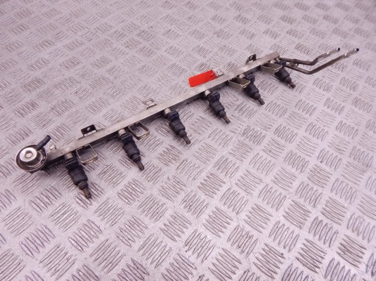 Форсунка BMW 5-series (E39) 13 64 1 427 240 Форсунка BMW 5-series (E39) 13 64 1 427 240