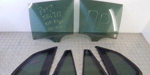 Комплект задних стекол BMW X5-series (E70) Комплект задних стекол BMW X5-series (E70)