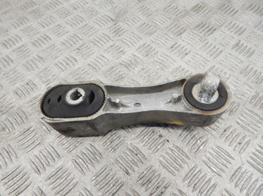 Подушка крепления двигателя BMW X1-series (F48) Подушка крепления двигателя BMW X1-series (F48)