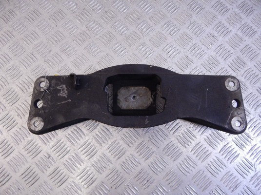 Кронштейн КПП BMW 5-series (E60/61) 22 31 6 769 634