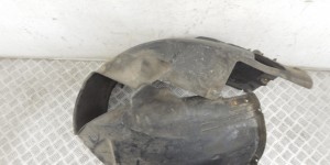 Защита арок передняя правая (подкрылок) BMW 7-series (E65/66) 51 71 8 223 376