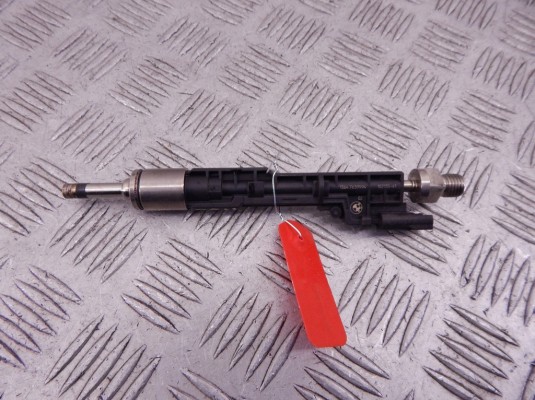 Форсунка BMW 3-series (F30/31) 13 64 7 639 994 Форсунка BMW 3-series (F30/31) 13 64 7 639 994