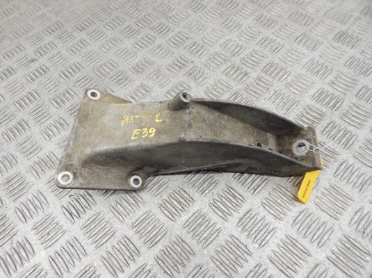 Кронштейн двигателя BMW 5-series (E39) 22 11 1 092 973 Кронштейн двигателя BMW 5-series (E39) 22 11 1 092 973