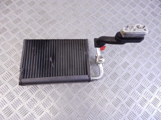 Испаритель кондиционера BMW X5-series (E53) 64 11 8 385 560