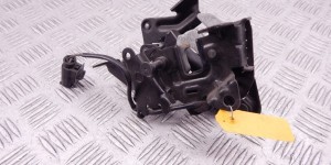 Замок капота BMW 5-series (F10/11) 51 23 7 206 453 Замок капота BMW 5-series (F10/11) 51 23 7 206 453