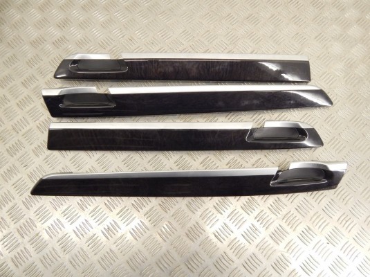 Накладка декоративная салона (комплект) BMW 7-series (F01/02) 51 42 9 151 206