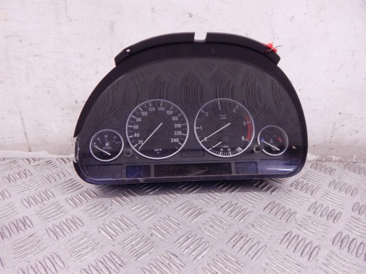 Щиток приборов (приборная панель) BMW 5-series (E39) 62 11 6 914 883 Щиток приборов (приборная панель) BMW 5-series (E39) 62 11 6 914 883