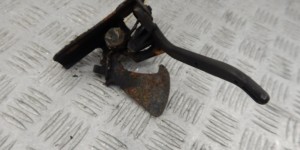 Крюк капота BMW 7-series (E65/66) 51 23 7 145 413 Крюк капота BMW 7-series (E65/66) 51 23 7 145 413