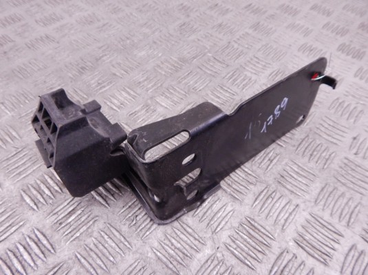 Передняя панель крепления облицовки (телевизор) BMW 3-series (E90/91/92) 51 64 7 117 812