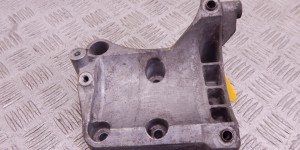 Кронштейн компрессора кондиционера BMW 6-series (E63/E64) 64 55 7 796 352
