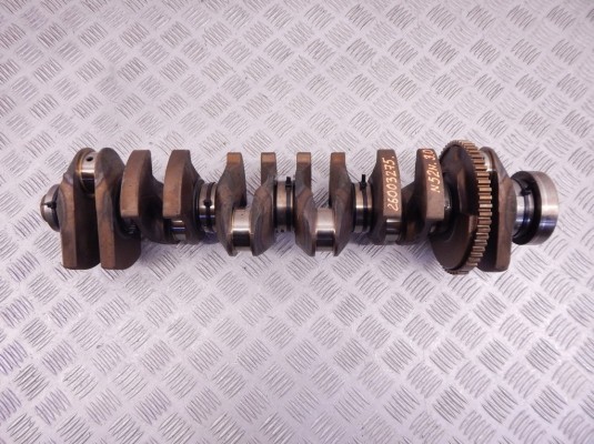 Коленвал BMW 3-series (E90/91/92) 11 21 0 392 993 Коленвал BMW 3-series (E90/91/92) 11 21 0 392 993