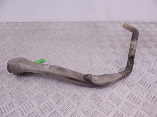 Горловина бачка омывателя BMW 5-series (E39) 61 66 8 364 199