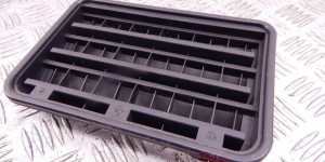 Решетка вентиляции кузова BMW 3-series (E46) 64 22 8 377 280