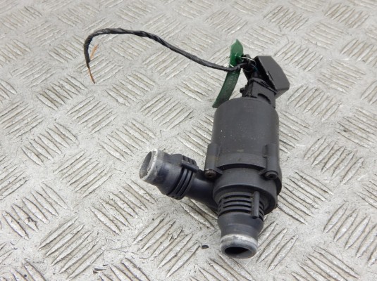 Насос антифриза дополнительный BMW 5-series (E39) 64 11 8 381 989