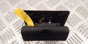 Замок бардачка BMW 3-series (E46) 51 16 8 163 018