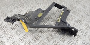 Крепление фары правой BMW X5-series (E53) 63 12 6 927 798 Крепление фары правой BMW X5-series (E53) 63 12 6 927 798