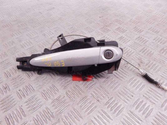 Ручка наружная передняя левая BMW 3-series (E90/91/92) 51 21 7 207 539 Ручка наружная передняя левая BMW 3-series (E90/91/92) 51 21 7 207 539