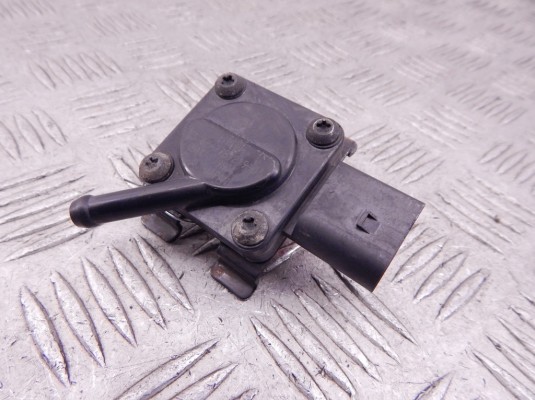 Датчик давления наддува BMW 1-series (E87) 13 62 7 789 219 Датчик давления наддува BMW 1-series (E87) 13 62 7 789 219